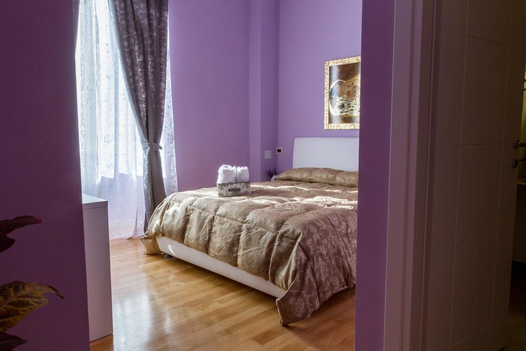 Bevilacqua Bed Roma Santa Croce Rome Ruang foto