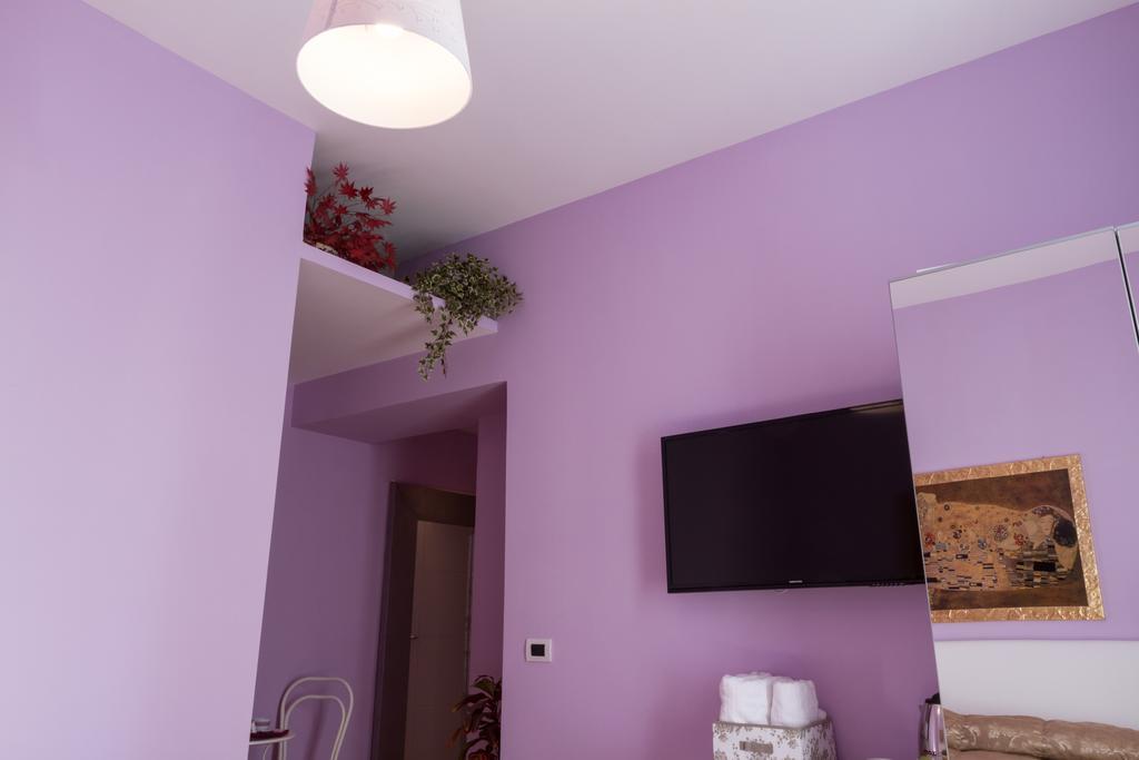 Bevilacqua Bed Roma Santa Croce Rome Ruang foto