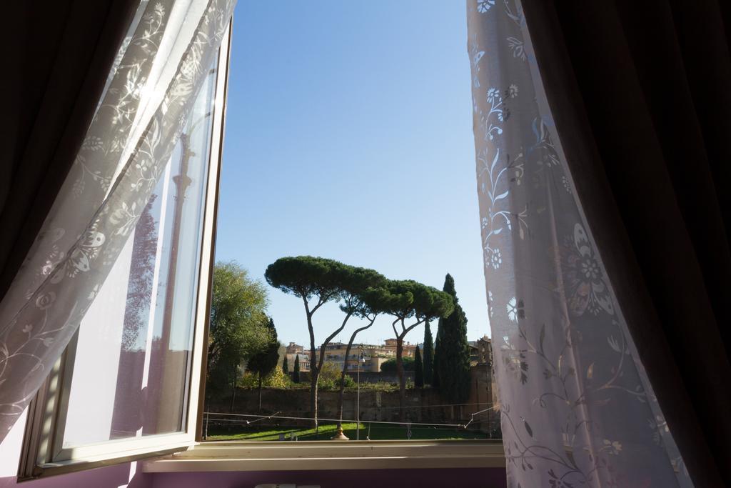 Bevilacqua Bed Roma Santa Croce Rome Ruang foto