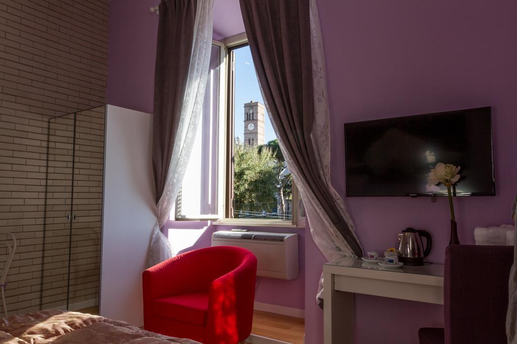 Bevilacqua Bed Roma Santa Croce Rome Ruang foto