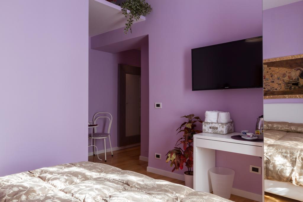 Bevilacqua Bed Roma Santa Croce Rome Ruang foto