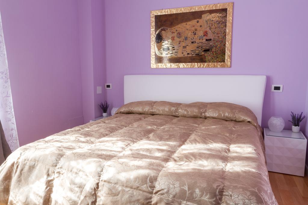 Bevilacqua Bed Roma Santa Croce Rome Ruang foto