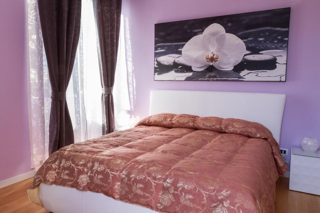 Bevilacqua Bed Roma Santa Croce Rome Ruang foto