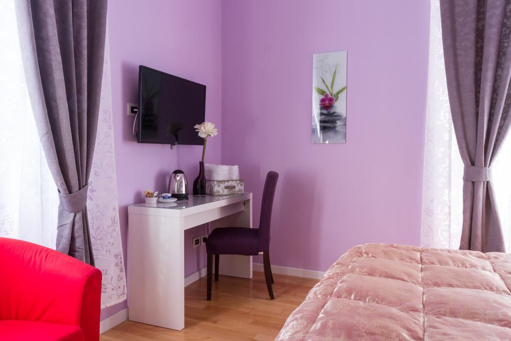 Bevilacqua Bed Roma Santa Croce Rome Ruang foto